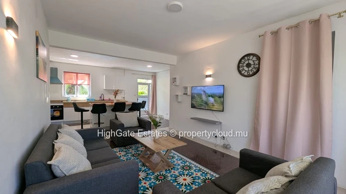 3 Bedrooms Apartment For Rent