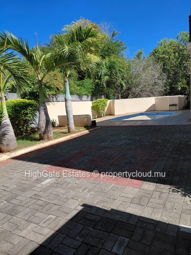 3 Bedr Apartment New