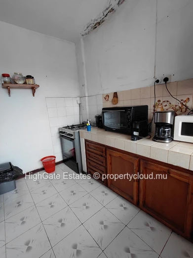 Apartment For Sale 3 Bedroom Size 