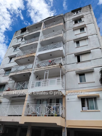 Apartment For Sale 3 Bedroom Size 