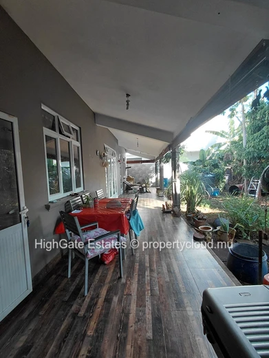Family Houses 5 Bedr