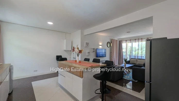 3 Bedrooms Apartment For Rent