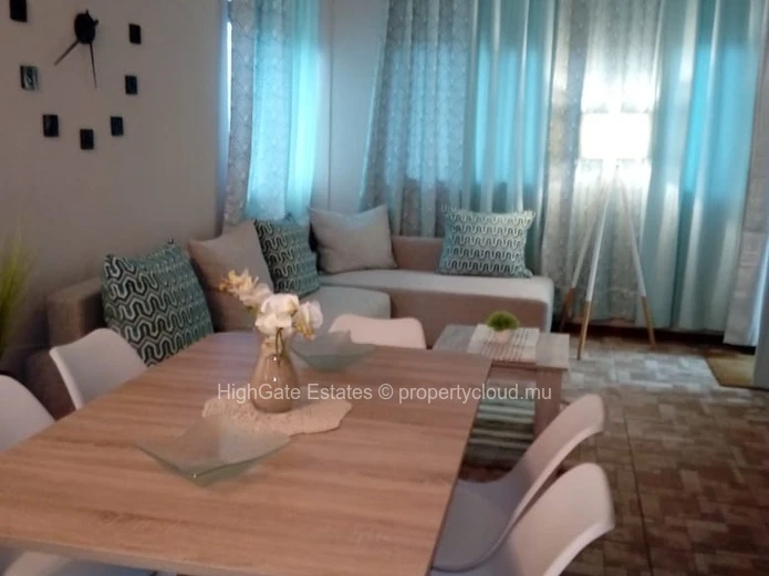 Apartment For Rent 2 Beds 