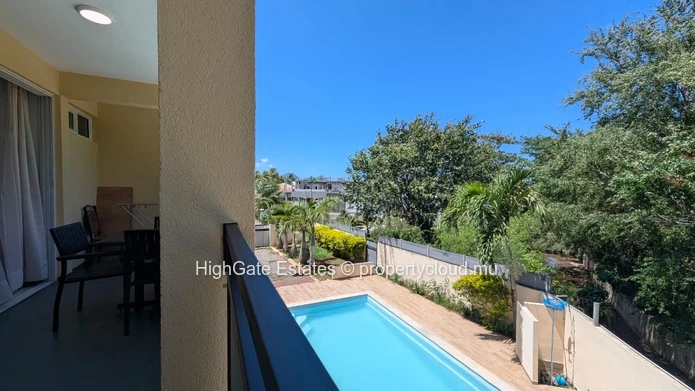 3 Bedrooms Apartment For Rent